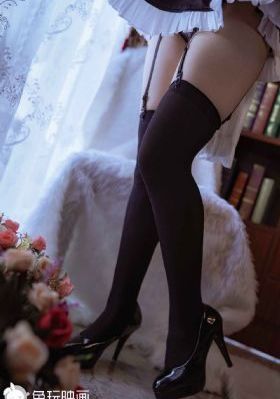 诱人的瑜伽老师2hd中字花絮